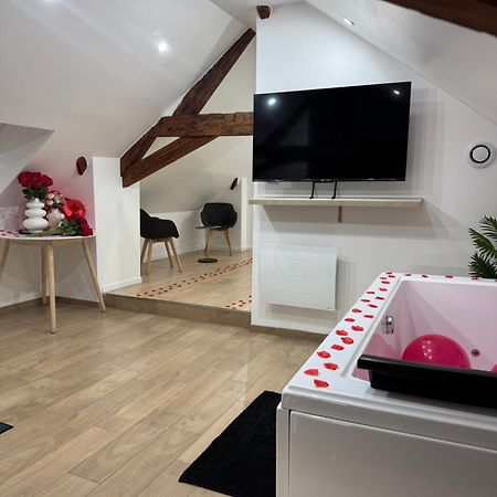Le Cocon Du Leman Un Espace Cosy Ou Vous Retrouver 安菲翁·莱斯·班恩斯 外观 照片