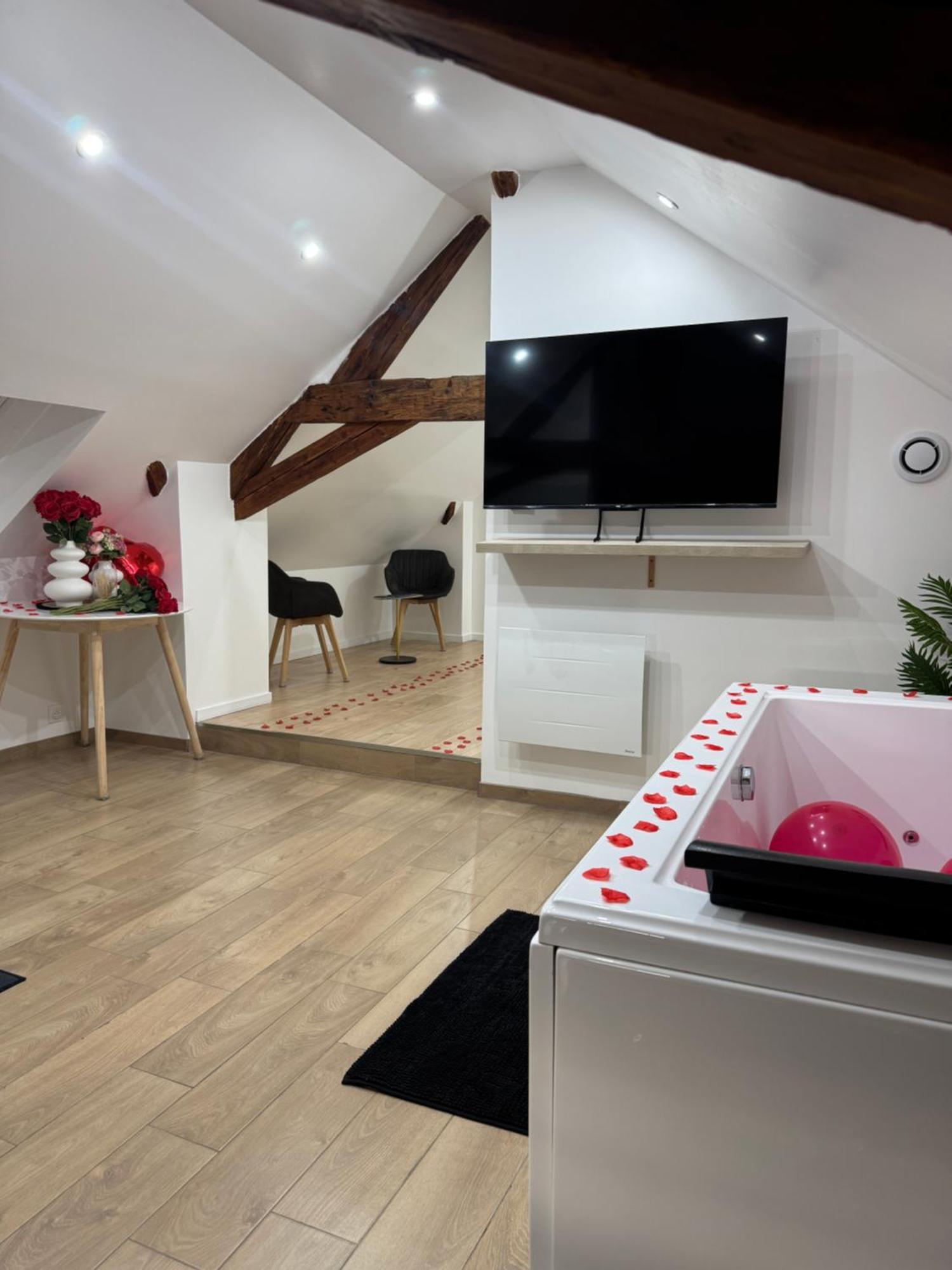 Le Cocon Du Leman Un Espace Cosy Ou Vous Retrouver 安菲翁·莱斯·班恩斯 外观 照片